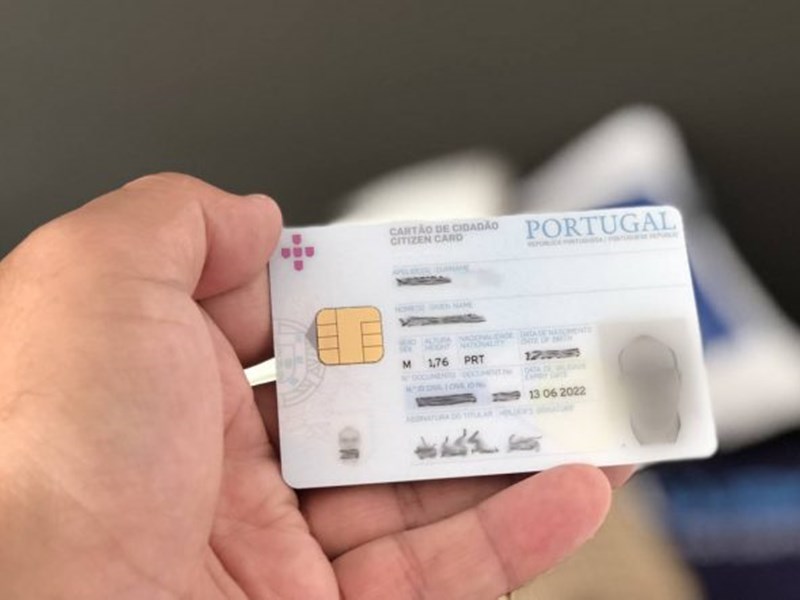 Portugal introduces new Citizen's Card for Foreigners